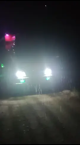 Bongkar Malam+Hujan🙏🙏😇#fypシ #drivermuda #trucksawitinhu #AzarineSunscreen