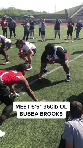 Dude is a 😈 @rivalsdotcom #americanfootball #CollegeFootball #texasfootball #olvdl #passrush #passblock #offensivelineman #hsfootball #recruiting #hsfootball #oline #olinemen #footballcamp