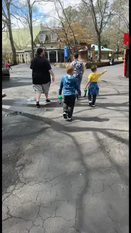 Seeing your kids happy is one the biggest blessings. ❤️ @bubbatheboss