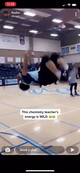This teacher’s backflip had the student section going crazy‼️🤣 (via@aaron_dreamz/IG) #studentsection #studentsvsteachers #basketball #backflip