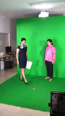 #lenirobredo #eleksyon2022 #behindthescenes #shoot