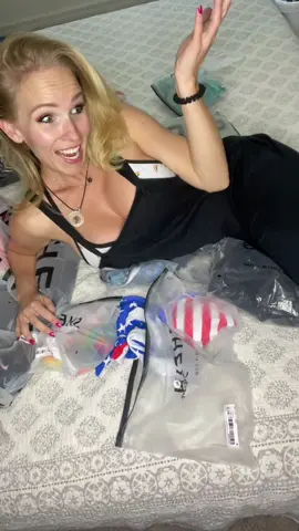 The is is all @Courtney Marie fault lol. 😂😂💗💋 #igotissues #shein #ScreamItOu  @SHEIN