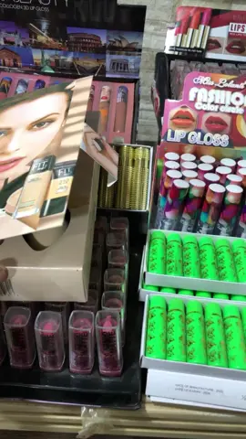 بكج من فتمي 4&1 من كوزمتك لمسة#مكياج #فاونديشن #كريم_اساس #هدى_عادل #هدى_بيوتي #fit_me