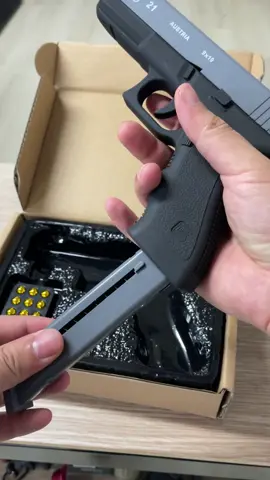 Shell ejecting!! No battery! No gas! 😆😆 탄피배출 글록인데 배터리 가스 필요없네 ㅋㅋㅋ #airsoft #에어소프트 #탄피배출 #shellejecting