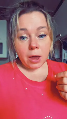 Wer räumt bei Euch Tisch auf?#probierenmitkarina #maskiergang