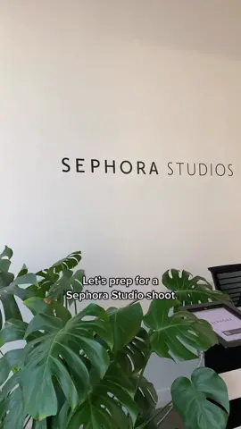 My ascending Virgo sign gets a kick out of this process. @sephora #bts #content #sephora #video #socialmediamarketing #marketing