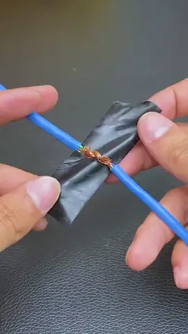solusi untuk kabel yang mau putus nih 🥰harga segitu udah dapat 127pcs. Langsung cek keranjang kuning.😍#selongsong #kabel #charger #viral #fyp