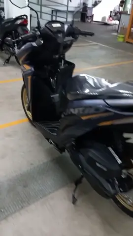 Keren euy Honda VARIO125 ISS Biru PasTenan Modifnya, dengan Velg Gold makin mewah aja #mpmmotor #mpmponorogo #welovehonda #fyp #fypシ #fypage #hondaviral #belimotor