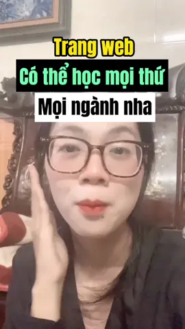 Có nên nói cho các bạn của mình biết không taaa #daihoccogivui #LearnOnTikTok #lyha #foryou #ellastudy #hoccungtiktok