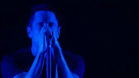 #nineinchnails  #thehandthatfeeds #trentreznor