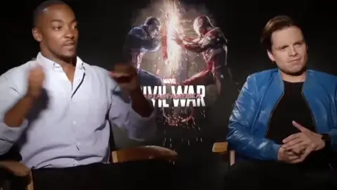 I can’t remember if I already post this 😭 #anthonymackie #sebastianstan #wintersoldier #foryou #pourtoi #fyp #danse #dance #marvel #mcu #avengers #whitewolf #buckybarnes #samwilson #falcon #captainamerica #funny #drole #wtf #interview
