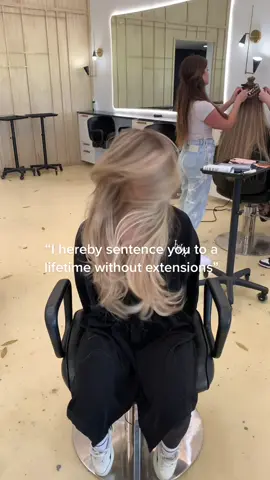 #hairby_chrissy #habitextensionmethod #hairextensions #habitsalon #habithairx @iamkelianne