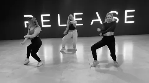 Release 🖤 #releasedetroit #release #dance #detroitdancers brandy- put it down I do not own the rights to this song