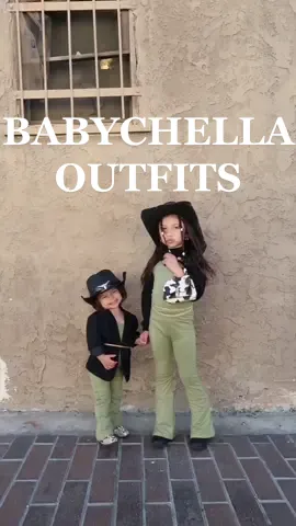 Their jumpsuits are from @amorandlittlegirls