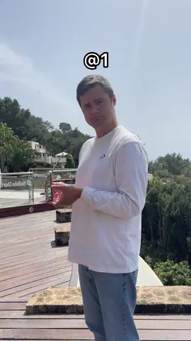 So läufts hier also ab 😌 Haha und wer wärt ihr? 😂 @itsmanjuu @anna.gazanis