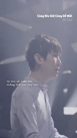 Có khi cả cuộc đời chẳng thế nào may mắn mãi bên cạnh một người… #CangNiuGiuCangDeMat #MrSiro #Lyrics #CTDS #hnttjp #fyp #viral #xuhuong #trending #AnCungTikTok #DaiHocCoGiVui #TikTokDieuKy #GocLamDep