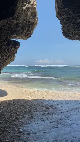 Udah pernah kesini? #sulubanbeach #bali