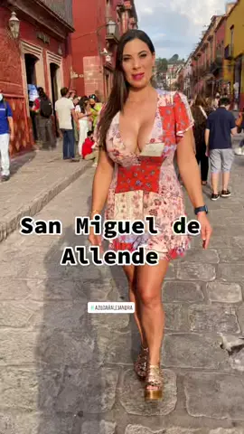 Me preguntan que porque vivo en Guanajuato ,aqui les dejo una de tantas razones. #tradicionesmexicanas #danzante #mexicantraditions #sanmigueldeallende #guanajuato #mexico #pueblosmagicos #reels__tiktok #tiktokmexico #semanasanta #vacaciones #caminosdeguanajuato #doloreshidalgo #guanajuatocapital #sma #azucaralejandra #josealfredojimenez #cancionesmexicanas #latina #latinas #mexicantiktok #tiktokermexicana #silao #adondeir #dondecomer #lugaresincreibles #buenobonitoybarato #lgbt #niceplace #gto