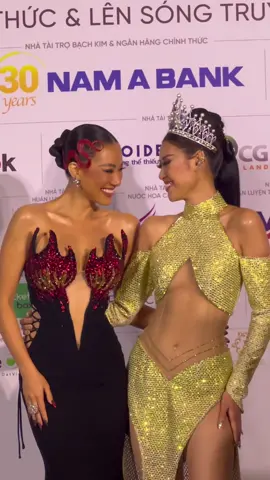 Hai tháng nữa thôi là 2 chị đã kết thúc nhiệm kì rồi ❤️👑 Dù bao sóng gió vẫn có nhau nè 😘😘 #khanhvan #kimduyen #TikTokDieuKy #TVSHOWHAY