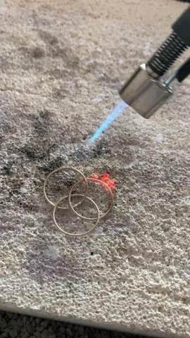 Annoying to make but I love this ring - It’s so fun to play with #handmadejewelry #fidgettoys #fidgetjewelry #anxietyjewelry #howitsmade #jewelrymaking