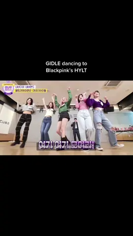 them fighting for Lisa’s part 😭 #gidle #miyeon #minnie #soyeon #yuqi #shuhua #blackpink #kpop #kpopfyp #fyp