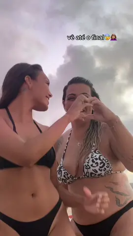 *só biquíni tiktok* kkkk quando esquece do combinado #mãeefilha #fazocoracaozin #dancinhanapraia