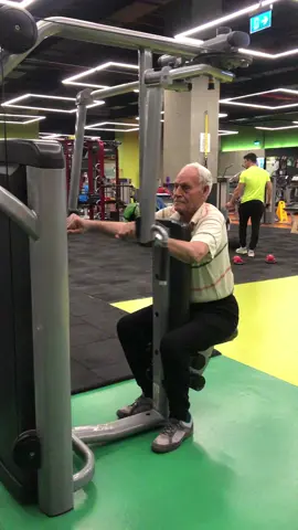 85 year old grandpa working out at gym #gym #backworkout #gymworkout #GymLife #grandpa #Fitness #strong #motivation #positivity #longlife