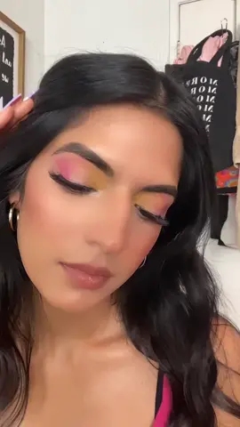 Spring yellow and pink eyeshadow 🐣💕#getreadywithme #makeup #makeuptutorial #makeuptips