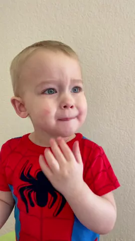 #sourcandy #challenge #toxicwastecandy #kidsoftiktok #babiesoftiktok #toddlersoftiktok #fyp #foryou