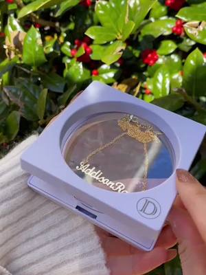 Create your own custom necklace!