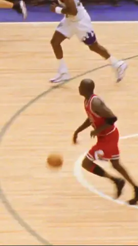 Jordan🟥🔥 #basketball #NBA #gamewinner #michaeljordan #utahjazz #chicagobulls