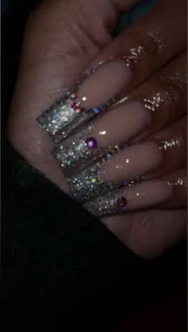 Thank you @Saviland for sending me these products to try 💕💕 #nails #review #nailart #holographic #fy #fyp