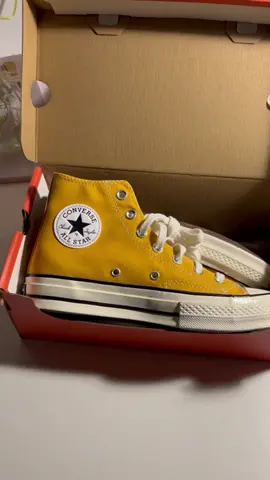 yellow converse 💛 #foryou #aesthetic #explore