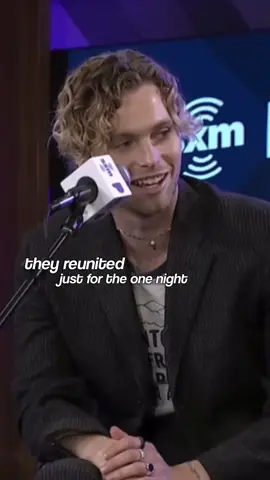 they are the biggest one direction fans istg #fyp #foryou #5sos #5secondsofsummer