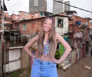 na favel4h kkk😜 @nilskue #CarnavalTikTok #vanessalopesr💕💖 #fypシ #vanessa #vanessalopesr