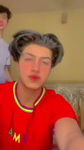 اله يخبث عليه 😂😫 خرب التصوير ..؟