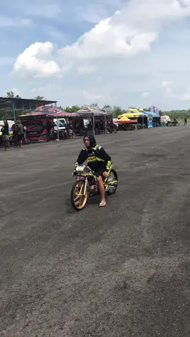 Alvan cebonk 🥵 #NgabuburitGaya #gadhuro #gadhurodragbike #lanudgading