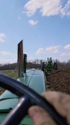 oliver 77 pulling a 3-14 turning some dirt yesterday!#oliver #farmtok #antiquetractor #tractorpulling #PringlesCanHands