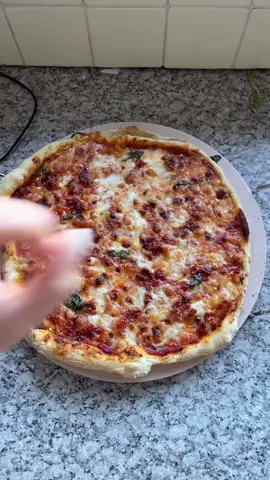 Let’s make pizza 🍕🤩 #pizza #homemadepizza #sundayreset #eBayWintern