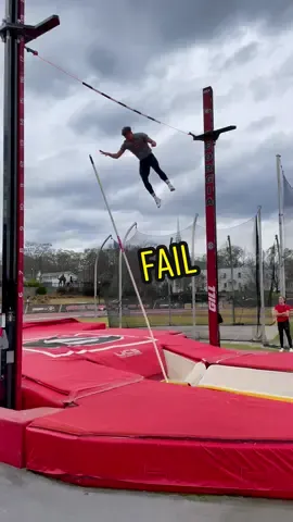 It happens 😤 #polevault #sports #trackandfield #athletics #decathlon #fun #blooper #athlete #polevaulting #athletetiktok