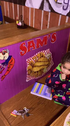 Sam’s southern eatery #fish#salad #fries #chickenwings #chicken #fyp #chef#resturant #seafood #fypシ #gabbiesfoodadventures #Foodie