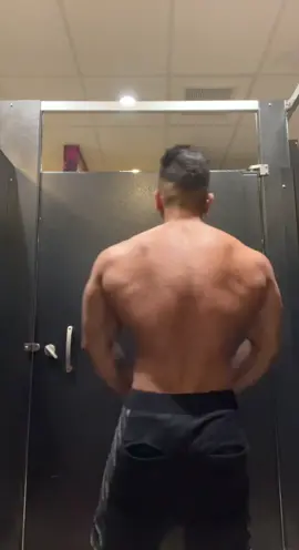 #personaltrainer #onlinetrainer #trainer #fitnessmotivation #hardwork #motivation #tiktok