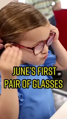 June got her first pair of glasses and this is how it went 🥹🤓