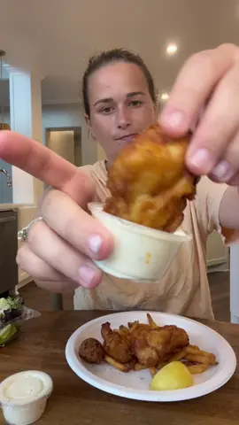 Pt.2 fish n chips! #fishnchips #dinnertime #mukbang #eatwithme