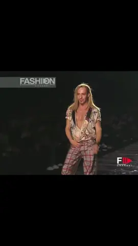 John Galliano 2000s-2005🧡#johngalliano #johngalliano2000 #johngallianodior #fashionshow #closesshow #topgalliano #lovegalliano #lovejohn #runwaywalk #fashiontv #iconicgalliano #closefashion #hautecouture #finalshow