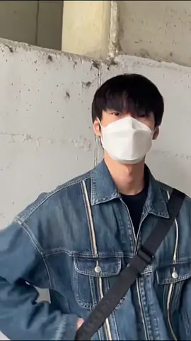 Jadi ini ceritanya “aku gak jomblo lagi” #doy #doyoung #nct #nct127 #kpopfyp #boyfriendmaterial #fyp