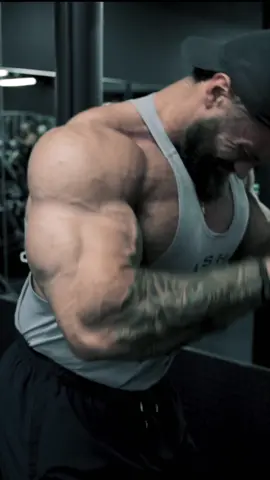 Gains are never eazy #fittock #Fitness #cbum #4u #bodybuilding