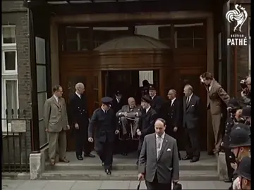 Former Prime Minister Winston Churchill is returning home from Middlesex Hospital after a hip fracture. (1955)/Колишній прем'єр-міністр Вінстон Черчилль повертається додому з лікарні Міддлсексу, після перелому стегна. (1955) #winstonchurchill #churchill #UnitedKingdom #UK #britishempire