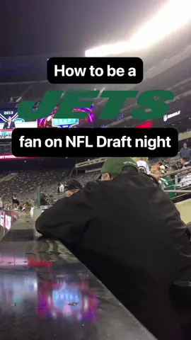 How to be a Jets fan on NFL Draft night #NFL #Football #Jets #Draft #HowTo