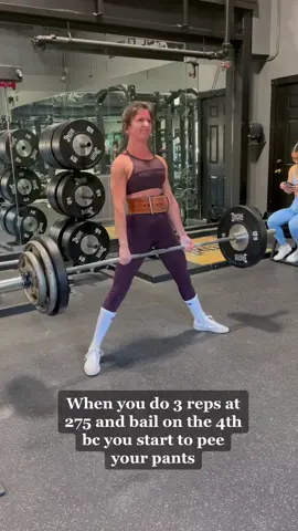 Body weight: 116 #powerlifting #girlswholift #USAPL #peein